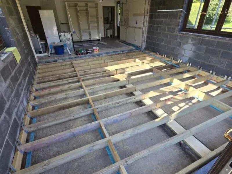 Floor joists and insulation within blockwork walls Floor joists and insulation within blockwork walls