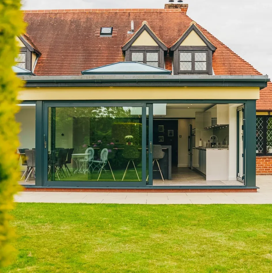 Side Designs For Project Work Recent Projects in Surrey | Wentworth Design & Build