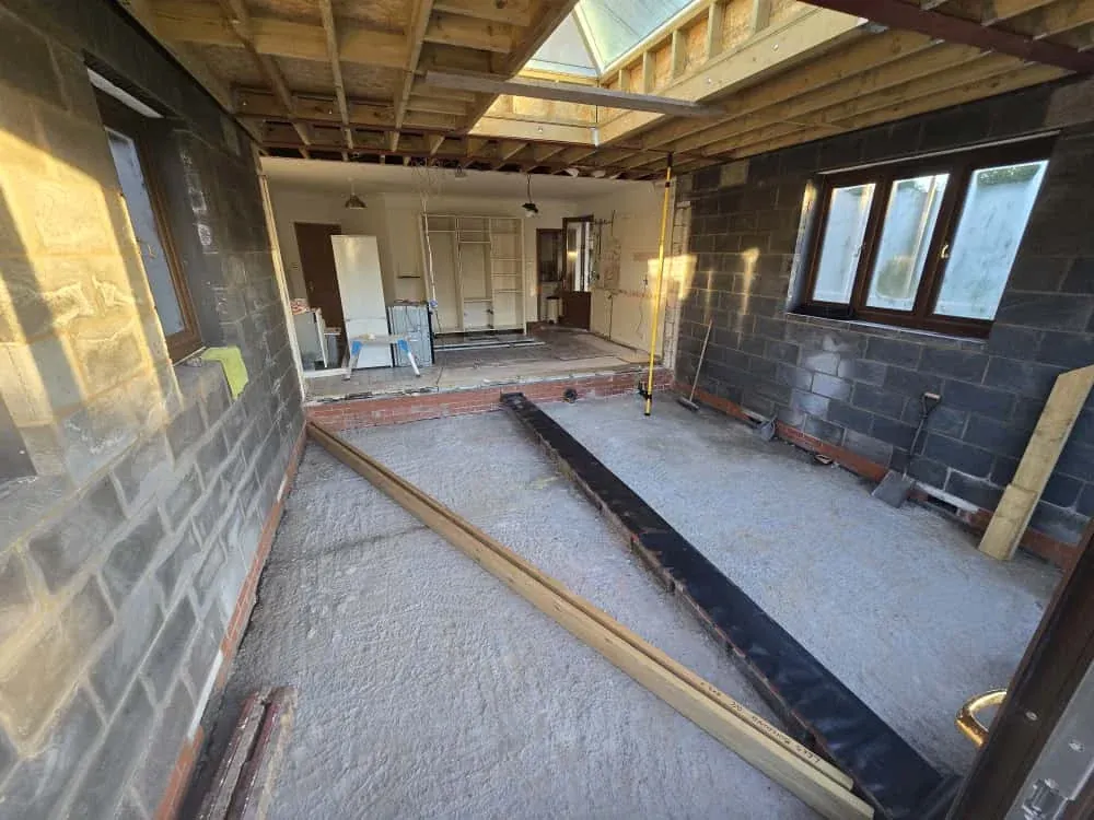 Interior blockwork with rooflights and window openings Interior blockwork with rooflights and window openings